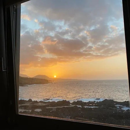 דירה Modern Sea Front In 1 *