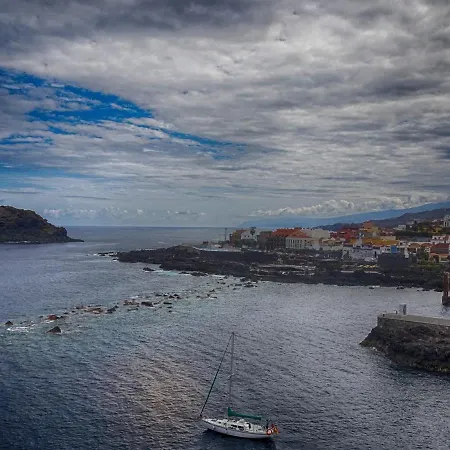 Modern Sea Front In 1 דירה *