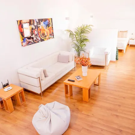 דירה Modern Sea Front In 1 *